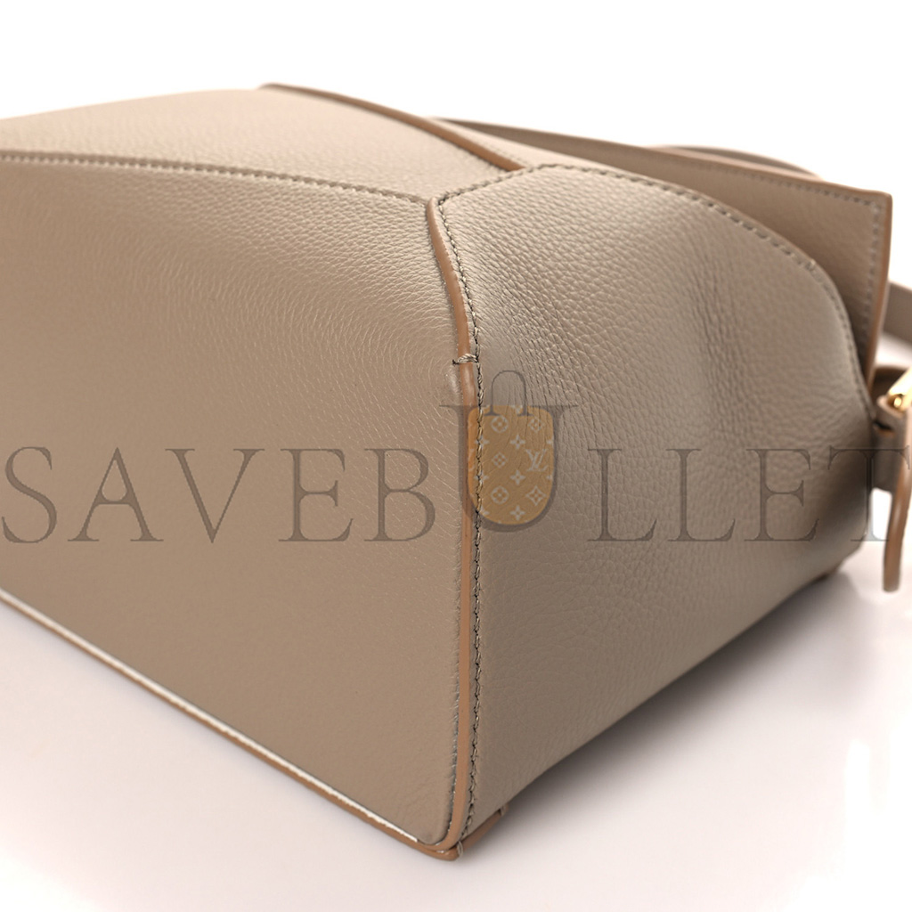 LOEWE GRAINED CALFSKIN SMALL PUZZLE EDGE BAG SAND (24*16.5*10.5cm)